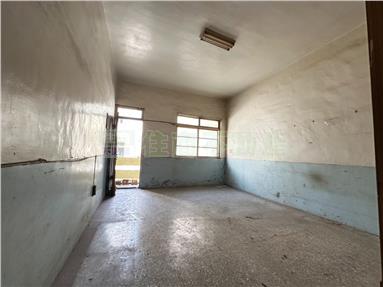 近農16靜巷低總價透天房屋室內格局與周邊環境