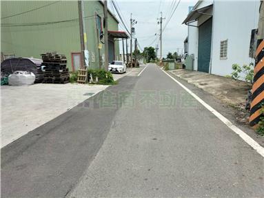 大寮區近大發工業區挑高廠房出售房屋室內格局與周邊環境