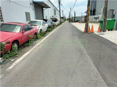大寮區近大發工業區挑高廠房出售房屋室內格局與周邊環境