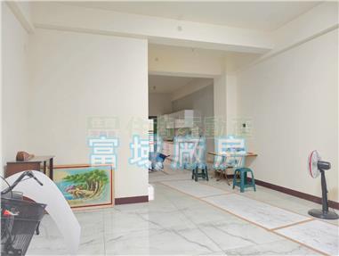 仁武|近百坪電梯透天別墅出售.房屋室內格局與周邊環境