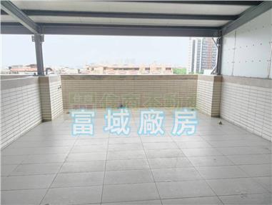 仁武|近百坪電梯透天別墅出售.房屋室內格局與周邊環境