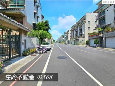 東區裕孝森活文教雙車墅(專)房屋室內格局與周邊環境