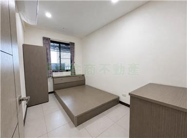 成大城精裝朝東二房房屋室內格局與周邊環境